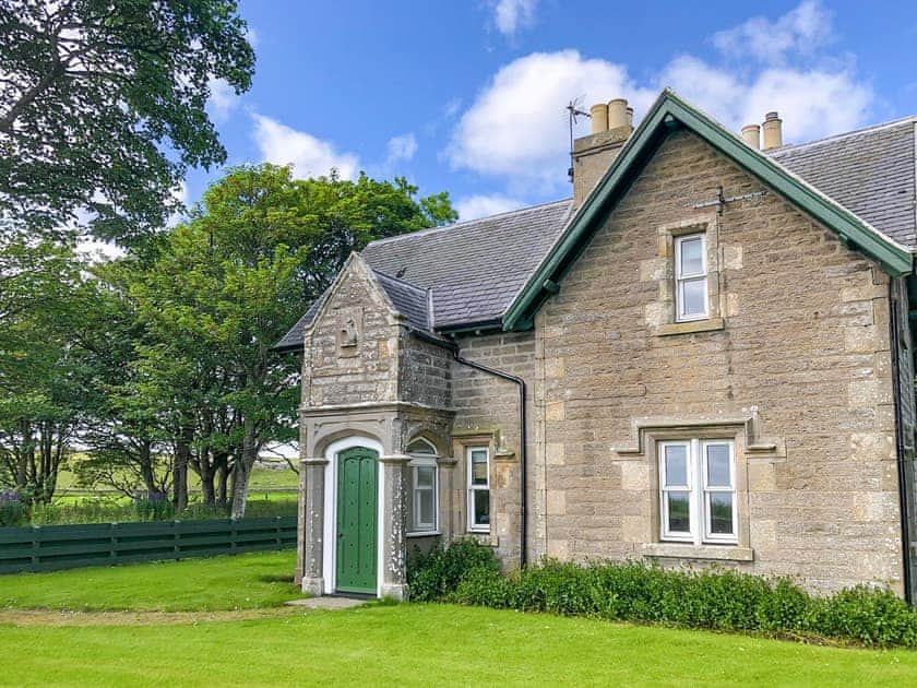 Lovely detached gatehouse cottage | The Gate Lodge, Latheron, near Wick