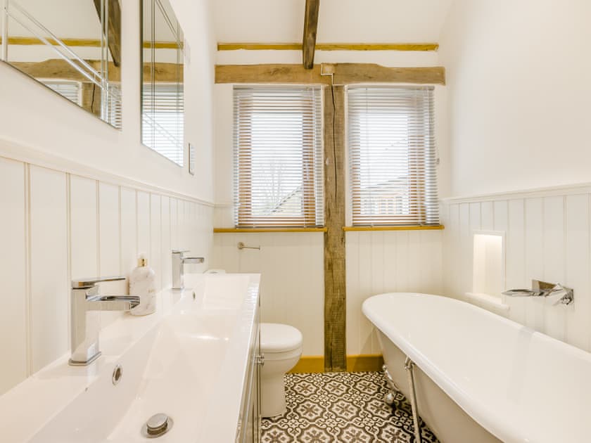 En-suite | Olive Barn, Rackenford, near Tiverton
