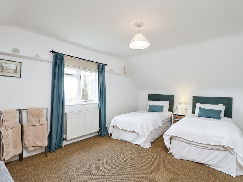 Twin bedroom | Rofford Lodge, Yarmouth