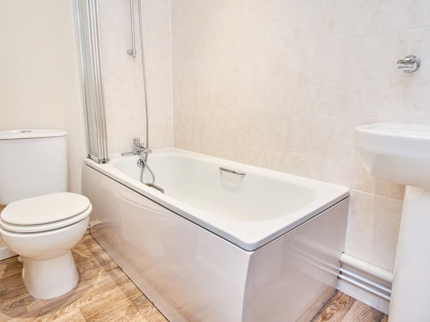 Bathroom | The Salt Pot, Ventnor