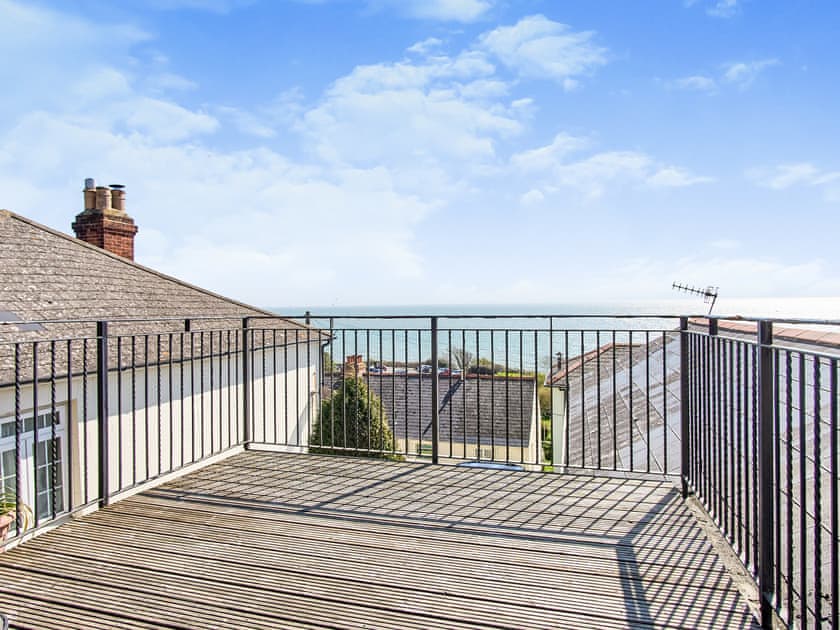 Decking | The Salt Pot, Ventnor