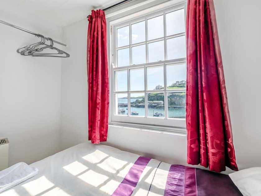 Twin bedroom | Memory Cottage, Mevagissey