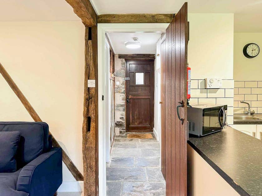 Hallway | Kite 1 - Cwm Chwefru Cottages, Newbridge-on-Wye, near Builth Wells