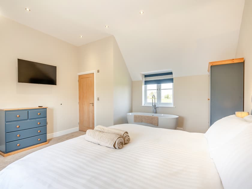 Double bedroom | Horseshoe Cottage, South Leverton