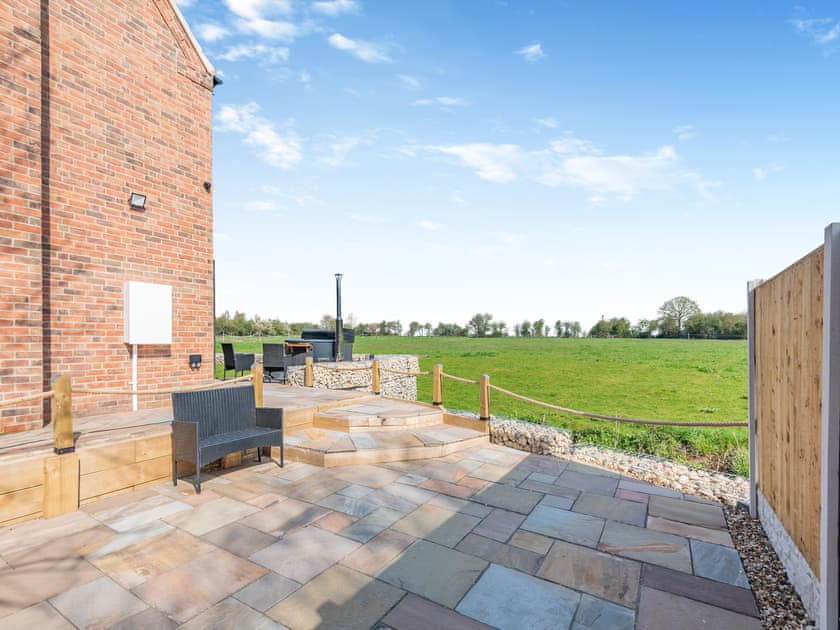 Patio | Horseshoe Cottage, South Leverton