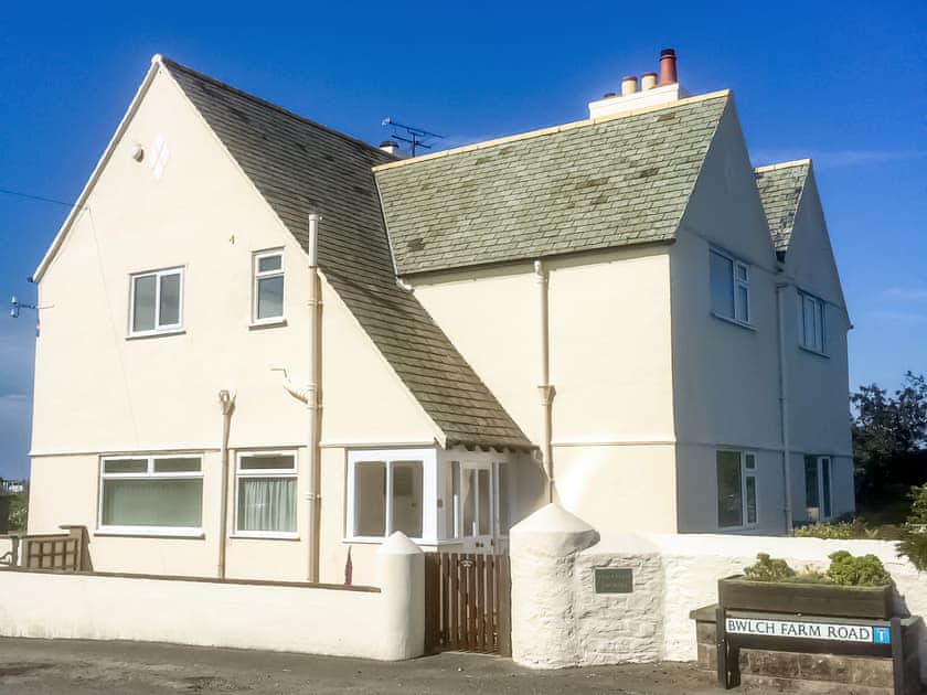 Exterior | Tyn Y Coed Cottage, Deganwy