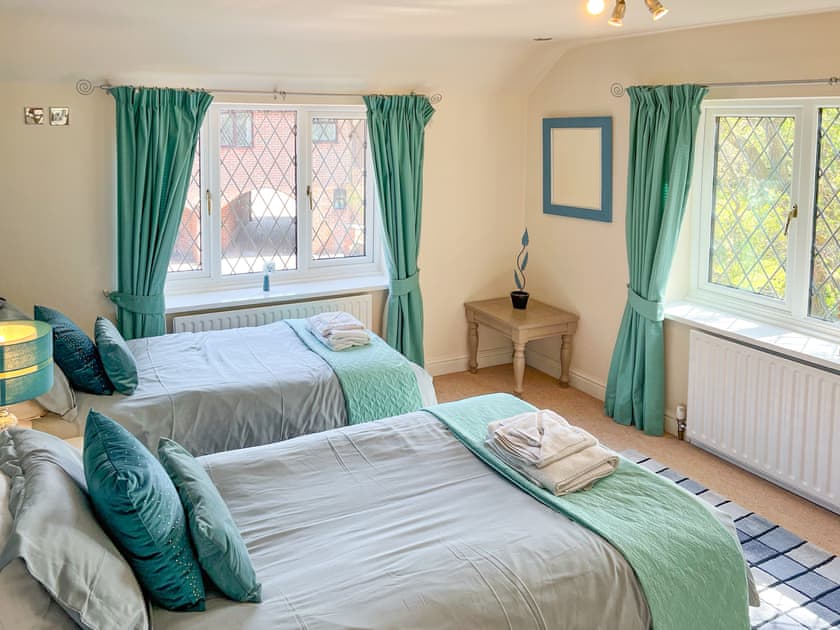 Twin bedroom | Lambourne House - Ashtree Court, Skegness