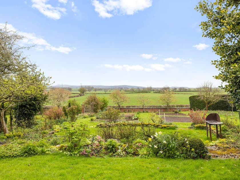 Garden | Gardeners Cottage, Kynaston