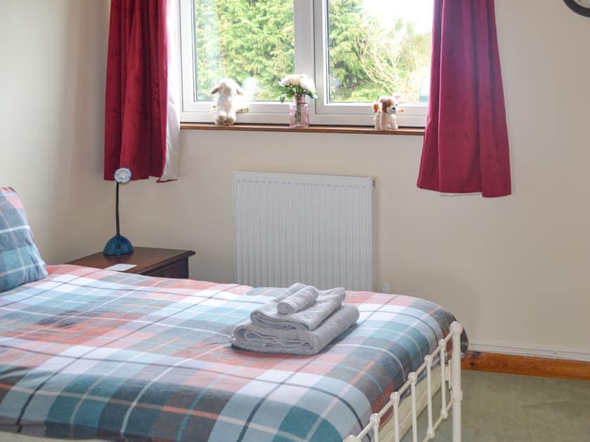 Single bedroom | The Junipers, Tain