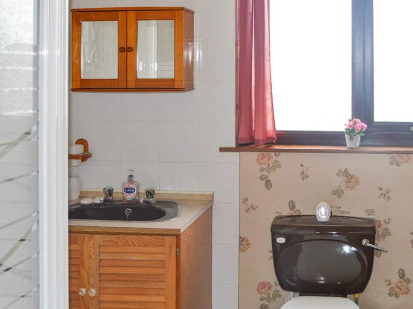 Shower room | The Junipers, Tain