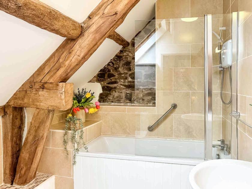 Bathroom | Kite 2 - Cwm Chwefru Cottages, Newbridge-on-Wye, near Builth Wells