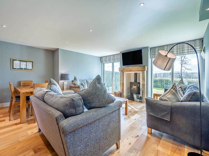 Living room | Speed The Plough - Paddockhall Cottages, Linlithgow, near Edinburgh 
