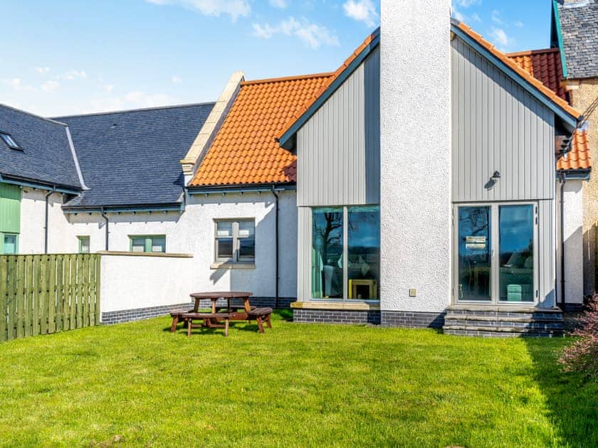 Exterior | Speed The Plough - Paddockhall Cottages, Linlithgow, near Edinburgh 