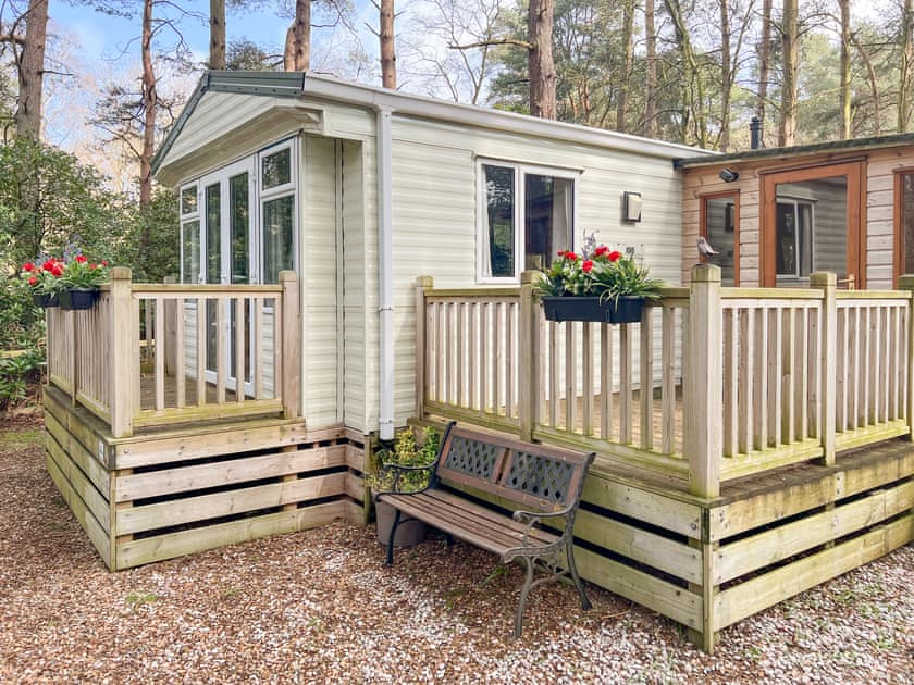 Exterior | Robin’s Retreat, Kelling Heath