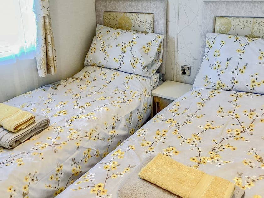 Twin bedroom | Ballagan Lodge, Culloden Moor, near Inverness