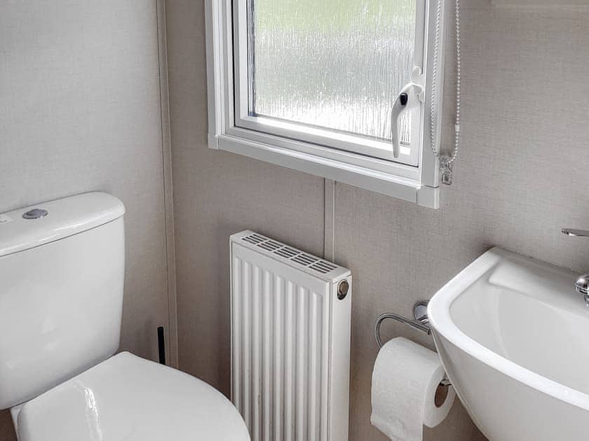 Shower room | Ballagan Lodge, Culloden Moor, near Inverness