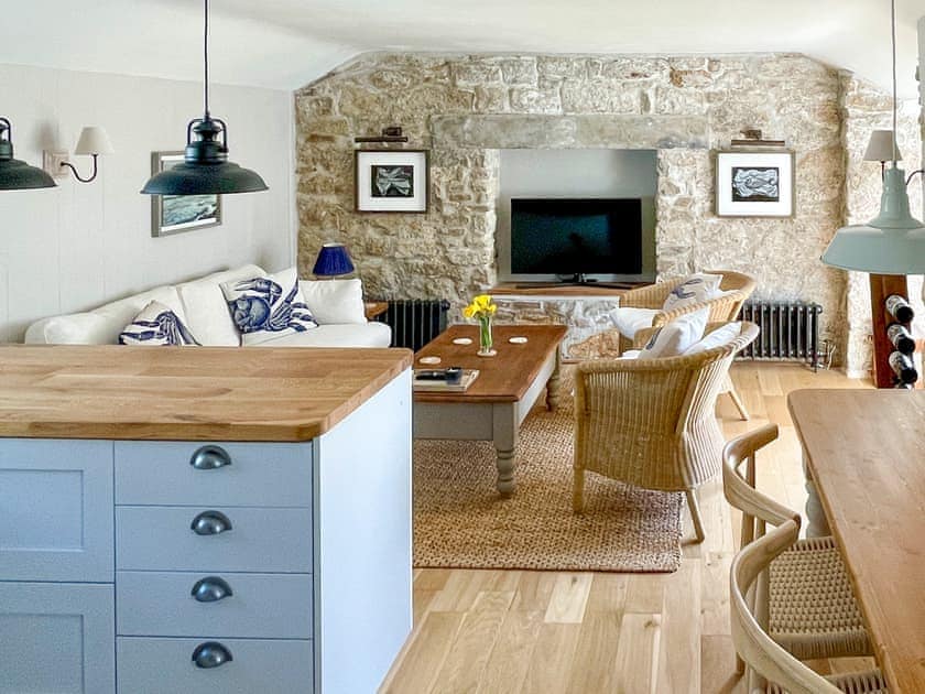 Open plan living space | The Basket Loft, Newlyn