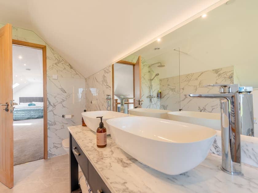En-suite | Preselli View Cottage - Coastal View Cottages, Ludchurch, near Narberth