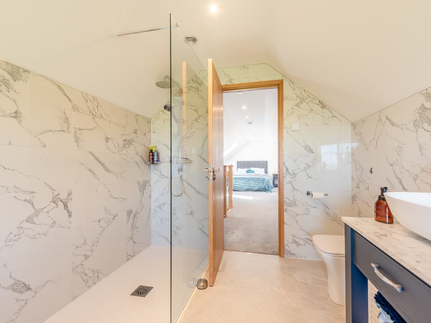 En-suite | Preselli View Cottage - Coastal View Cottages, Ludchurch, near Narberth