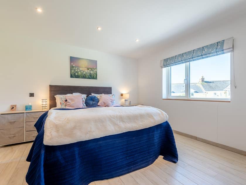 Double bedroom | Preselli View Cottage - Coastal View Cottages, Ludchurch, near Narberth