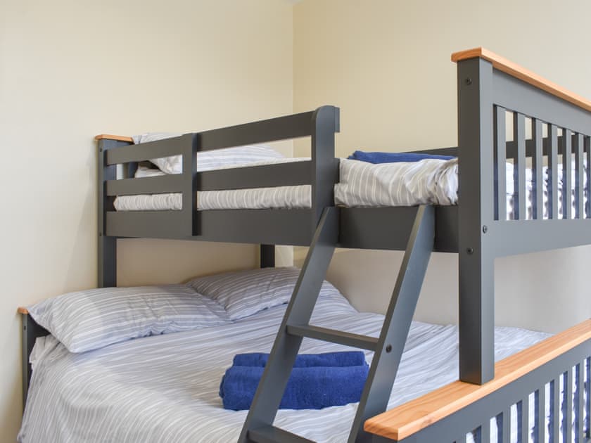 Bunk bedroom | Mount View, Scarborough