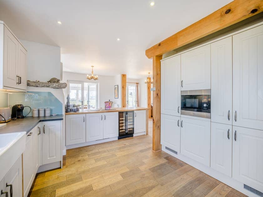 Kitchen/diner | Ty Newydd, Llanddona