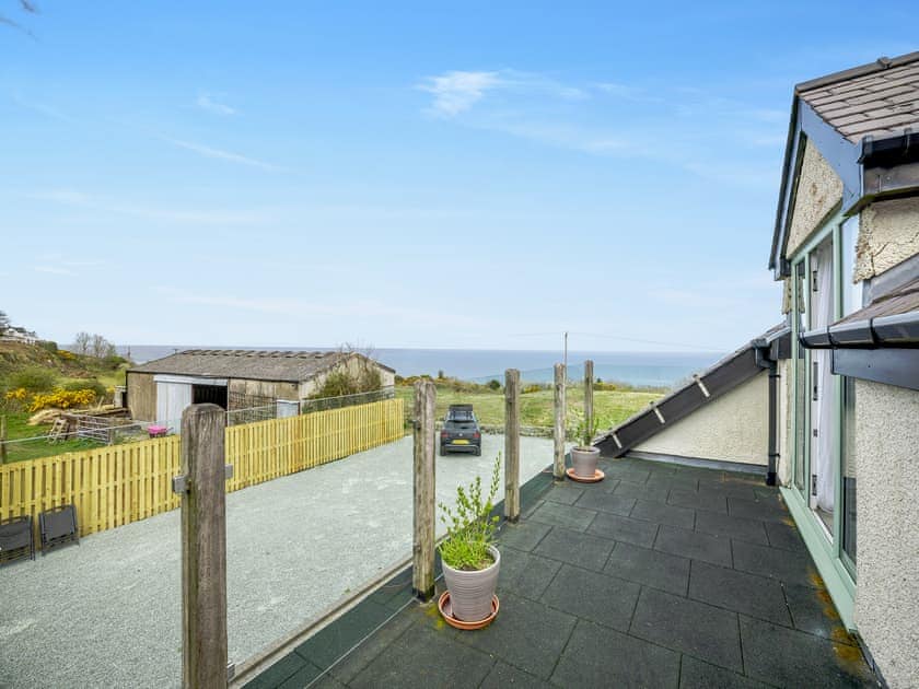 Balcony | Ty Newydd, Llanddona