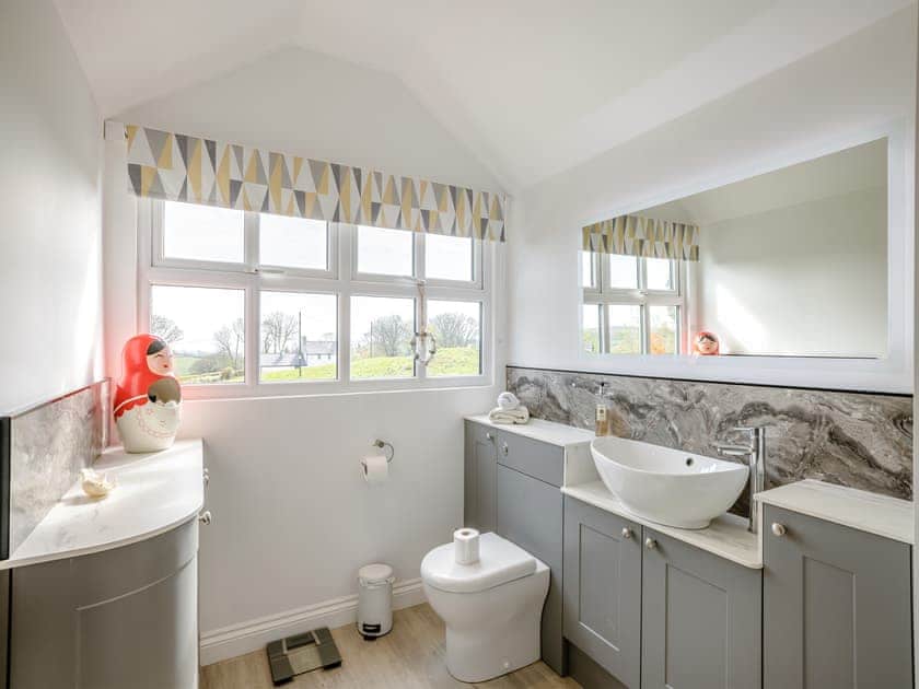 En-suite | Ty Newydd, Llanddona