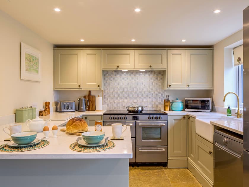 Kitchen area | Avondale, Woodgreen, near Fordingbridge
