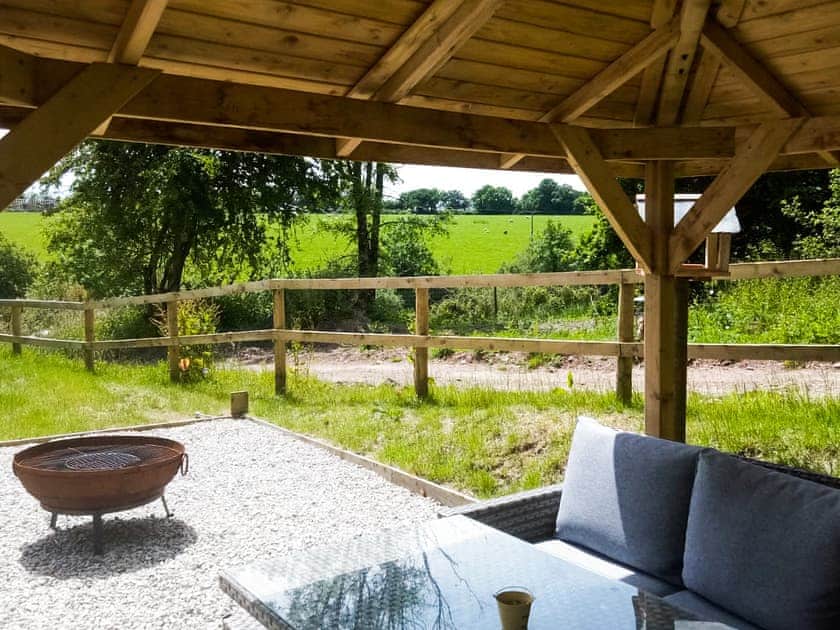 Sitting-out-area | Olive Barn, Rackenford, near Tiverton