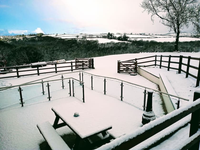 Garden and grounds | Golwg y Cwm, Cilrhedyn, near Newcastle Emlyn