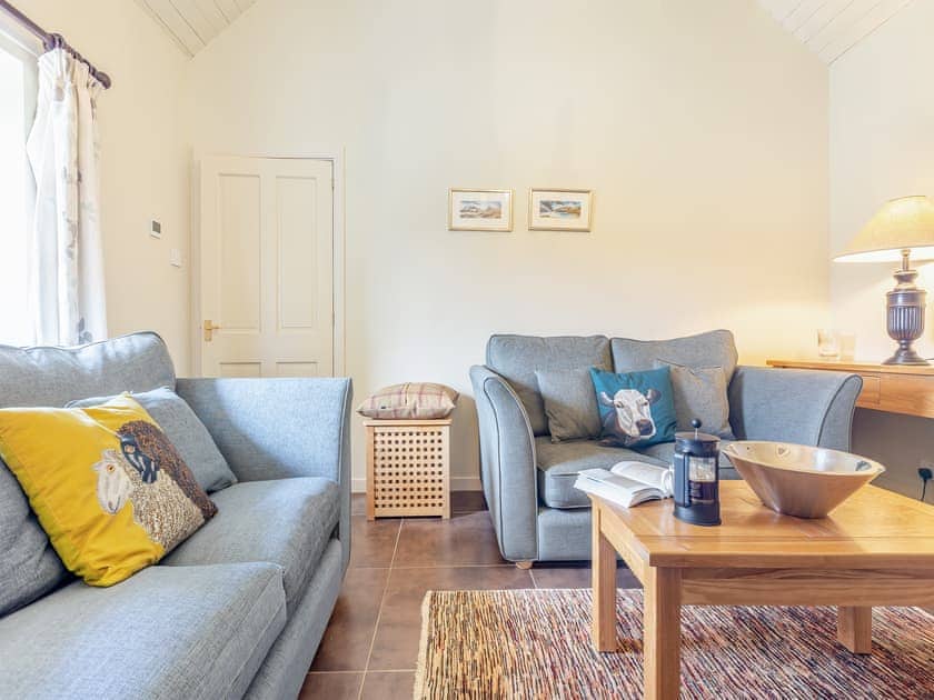 Living room | Allt Bronach - Gaskbeg Farm, Laggan