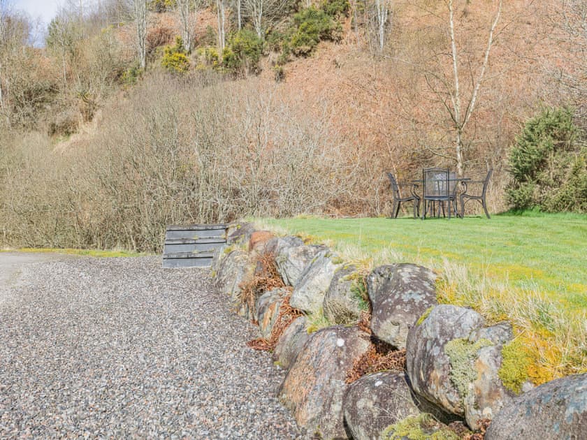 Garden | Allt Bronach - Gaskbeg Farm, Laggan