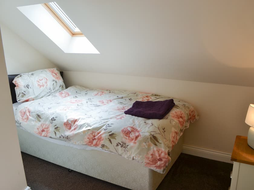 Single bedroom | Swan’s Nest - Black Swan Cottages, Belford