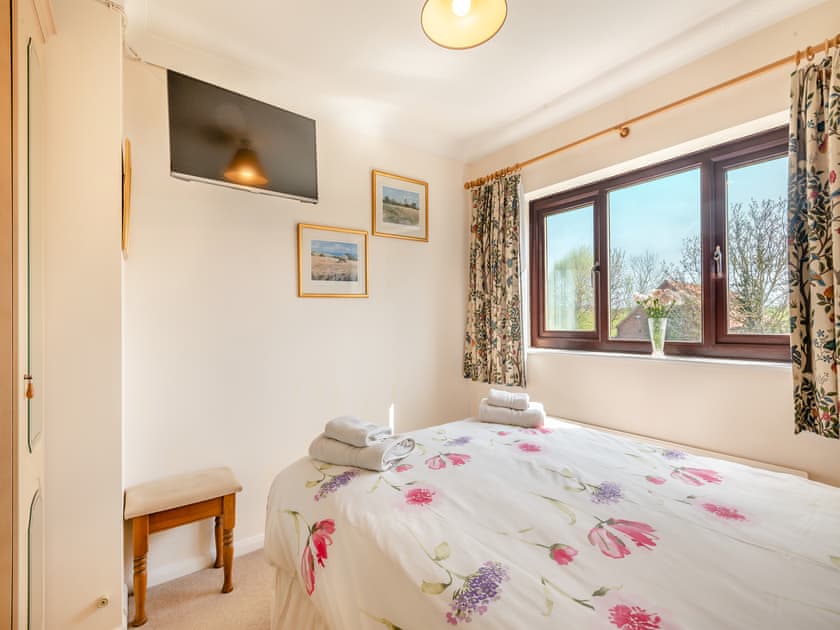 Double bedroom | Langford Cottage, Ringstead, near Hunstanton