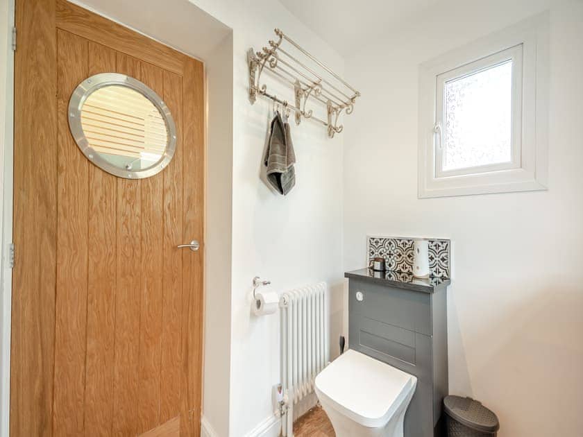 Bathroom | Glanllyn, Betwys-y-Coed