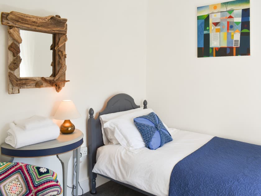 Single bedroom | Ty Newydd, Pontllyfni, near Caernarfon