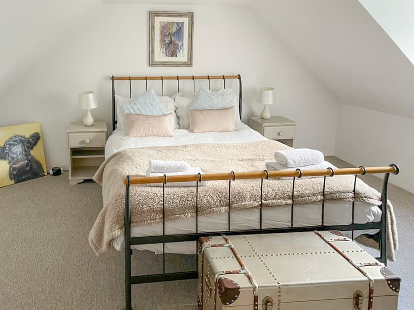 Double bedroom | Culrain Cottage - Highland Club, Fort Augustus
