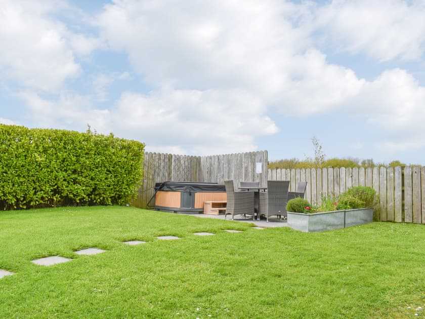 Garden | The Tallet Barn - Knowle Farm, Marhamchurch, near Bude