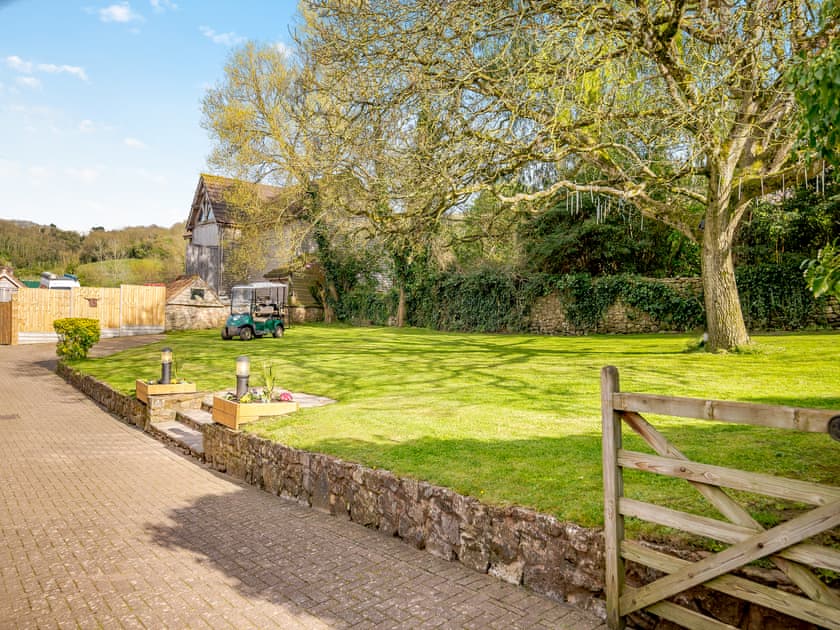 Driveway | The Big Old Dairy, Weston-super-Mare