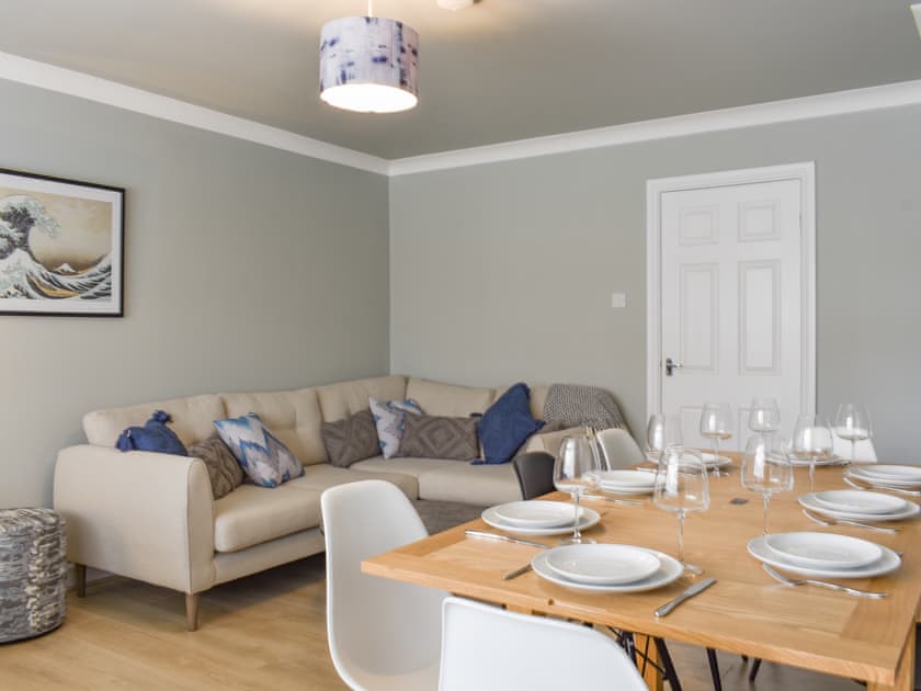 Living room/dining room | Scarborough Wave, Scarborough