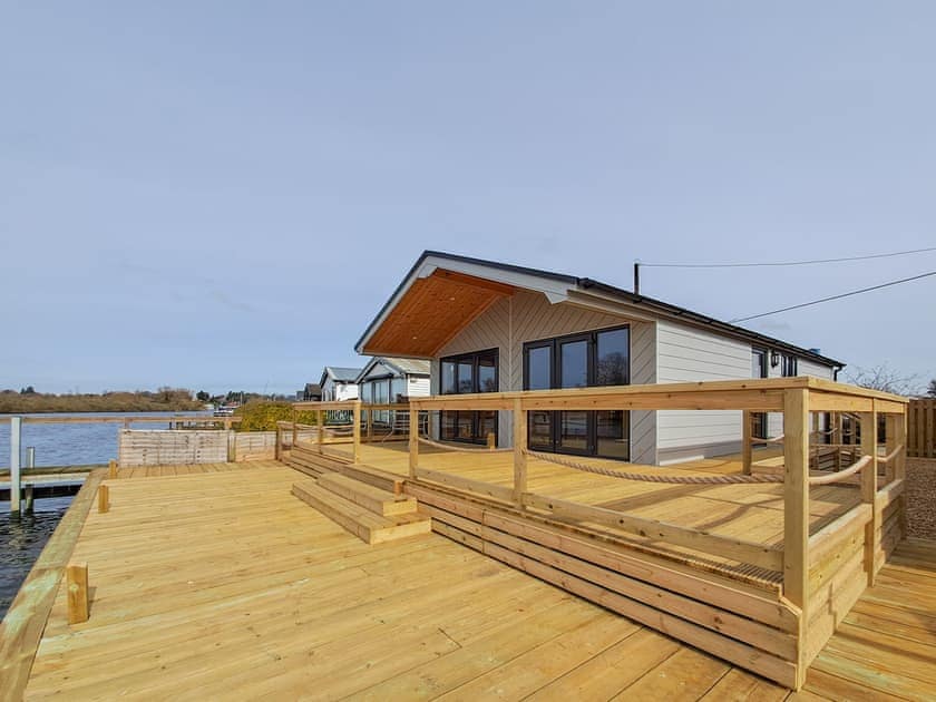 Exterior | Nature’s Nook - Norfolk Holiday Lodges, Brundall