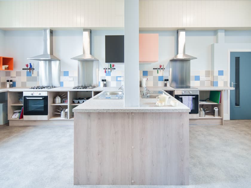 Kitchen | Y Clinc, Cardigan