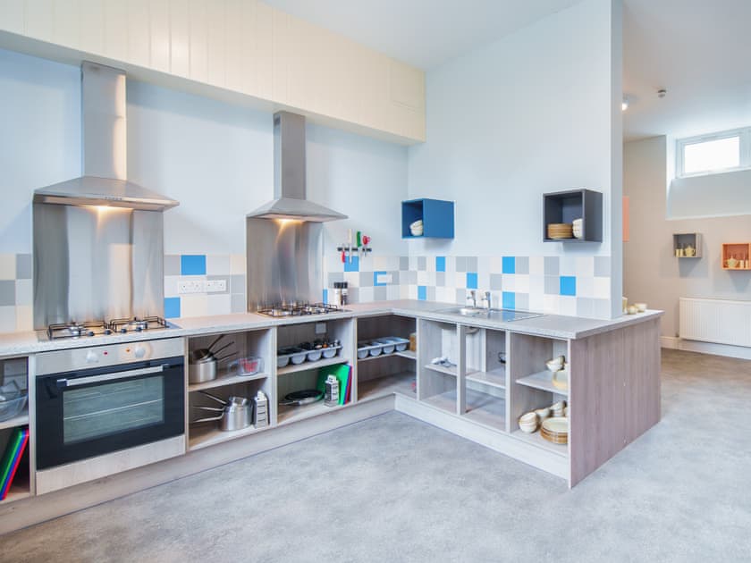 Kitchen | Y Clinc, Cardigan