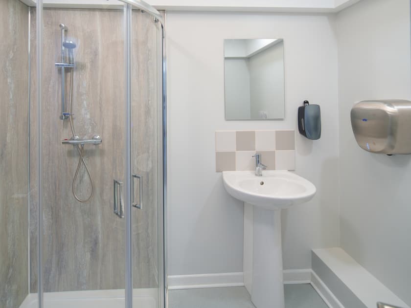 En-suite | Y Clinc, Cardigan
