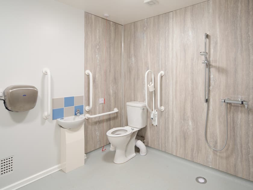 Wet room | Y Clinc, Cardigan