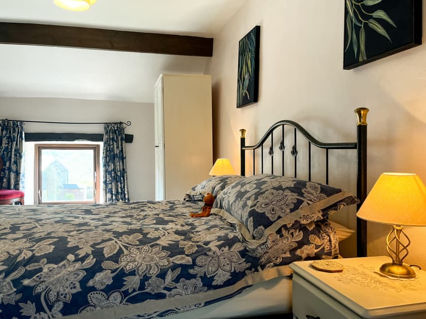 Double bedroom | Friars Folly - Monks Retreat, Tideswell, near Buxton