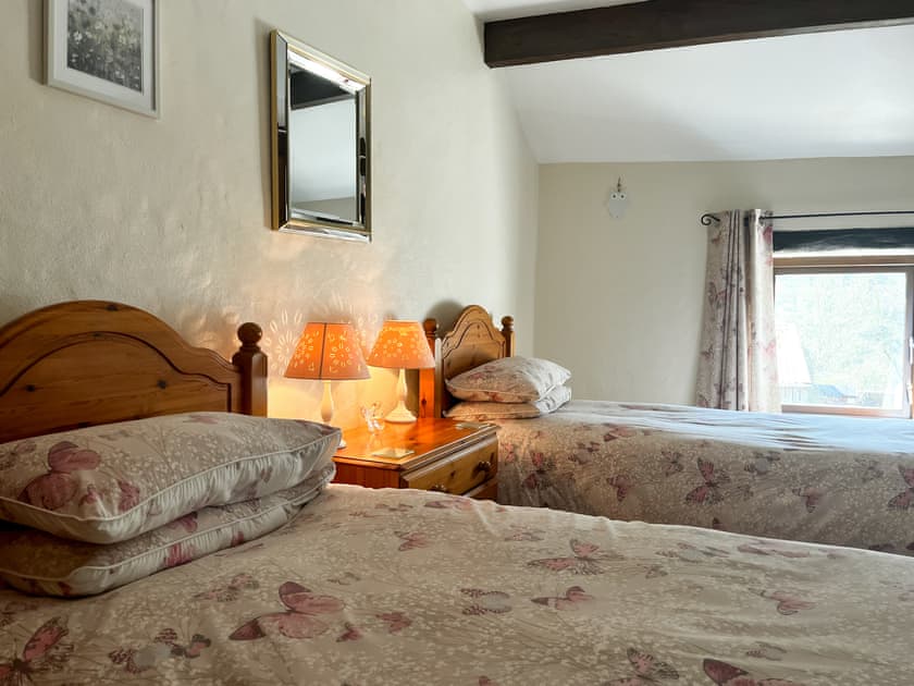 Twin bedroom | Friars Folly - Monks Retreat, Tideswell, near Buxton