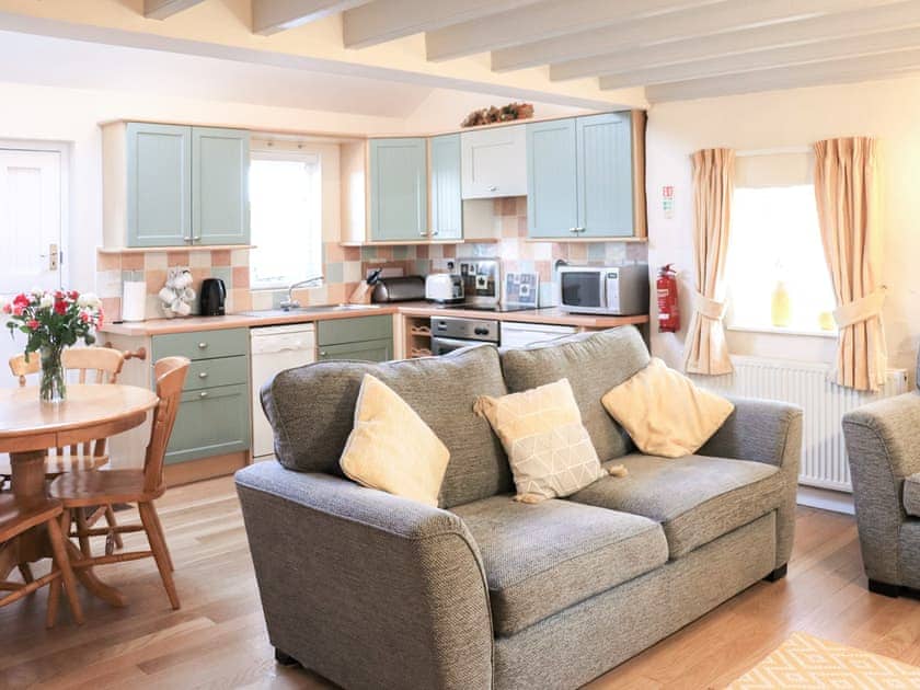 Open plan living space | Gardener’s Cottage - Portclew Cottages, Freshwater East near Pembroke