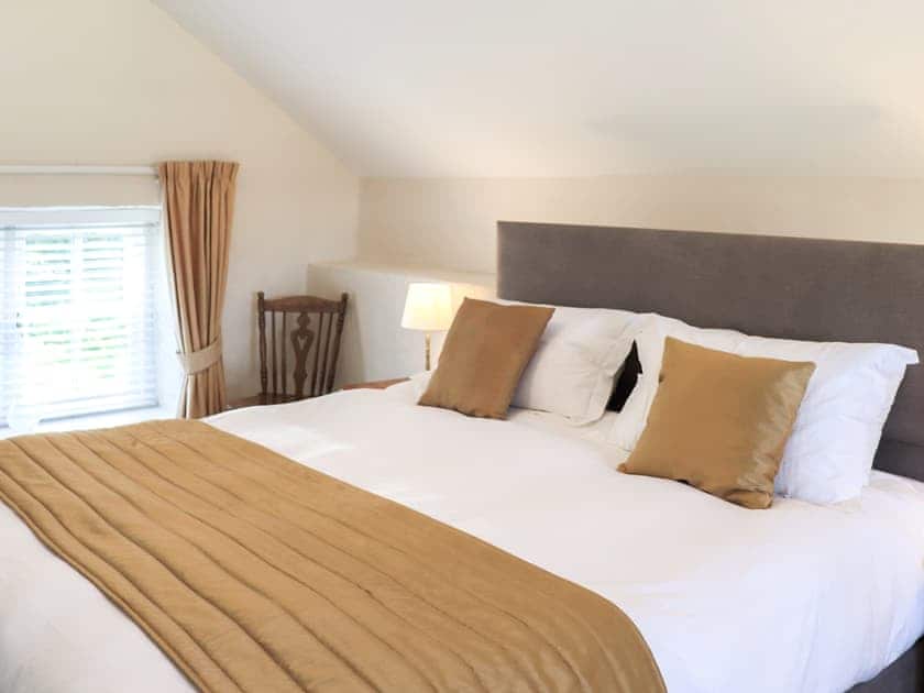 Double bedroom | Gardener’s Cottage - Portclew Cottages, Freshwater East near Pembroke